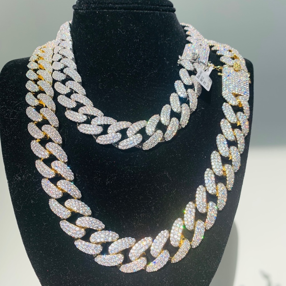 ✨Gold Cuban Chains White gold ✨